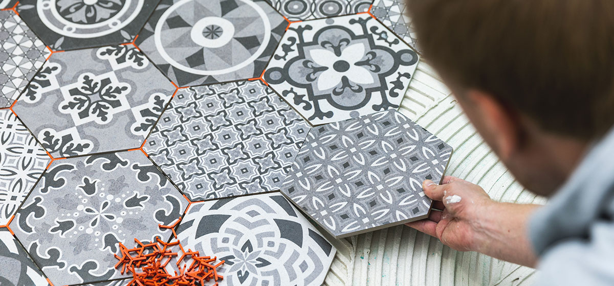 How to Tile a Bathroom, Step by Step Guide | Airtasker AU