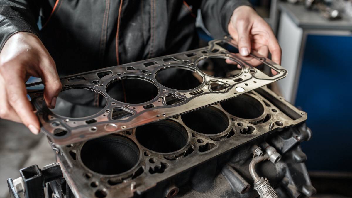 Fix a deals cracked head gasket