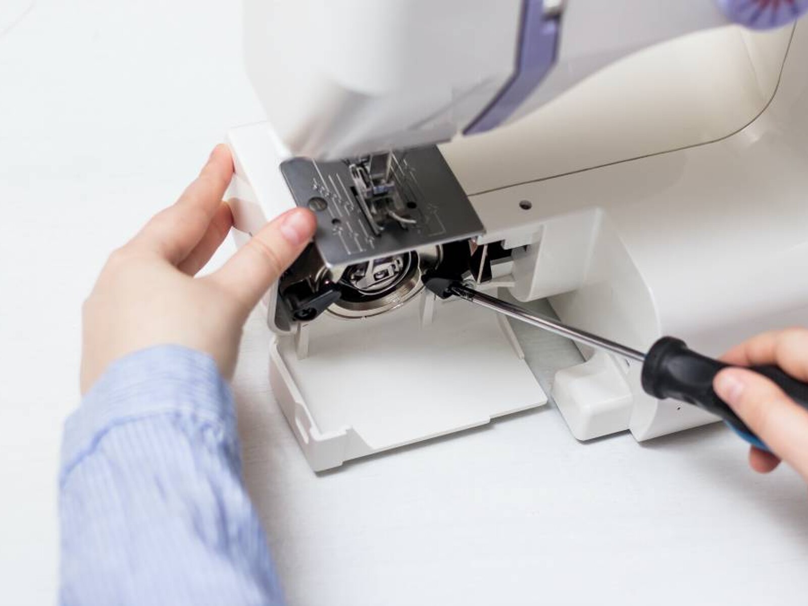 Sewing Machine Repair: Lubrication 