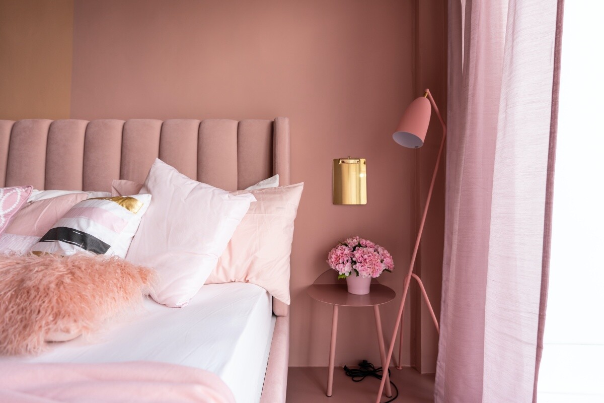 pink bedroom