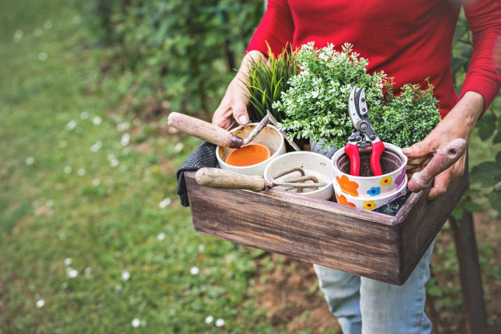 garden tool box for elderly and disabled people