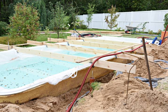 pool installation in progress