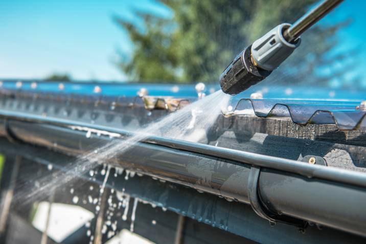 pressure washing gutters