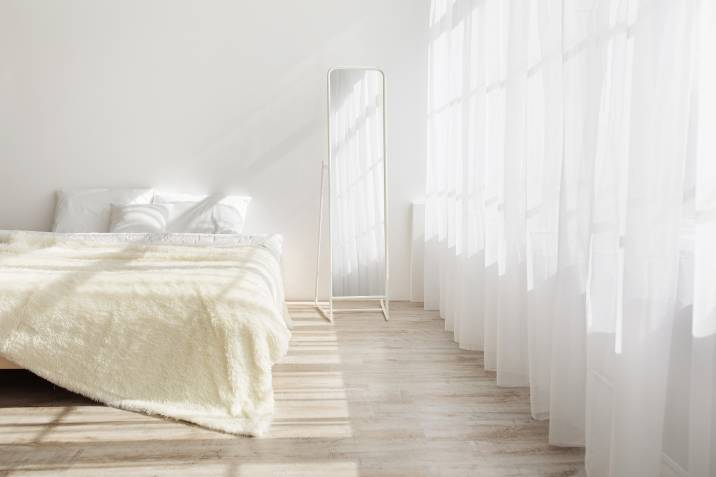 White curtains online for bedroom