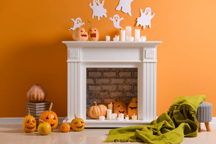 Seasonal decor in unused fireplace