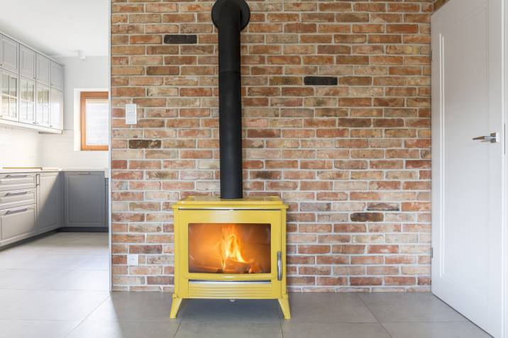 Freestanding fireplace