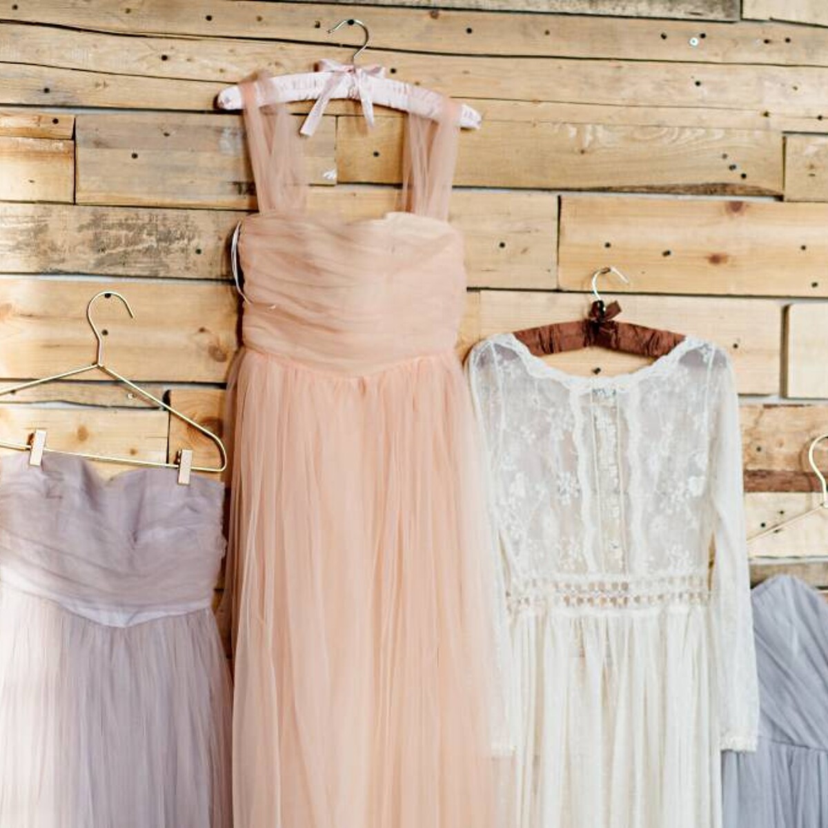 How Much Do Bridesmaid Dress Alterations Cost? | Airtasker AU