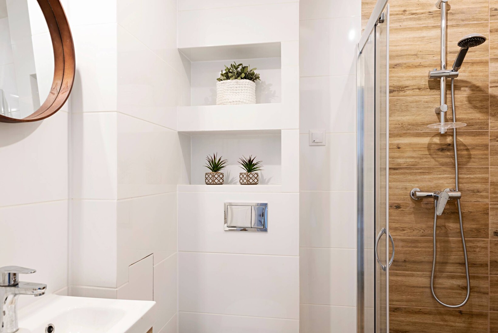 Transform Your Tiny Space: Small Bathroom Renovation Ideas | Airtasker AU