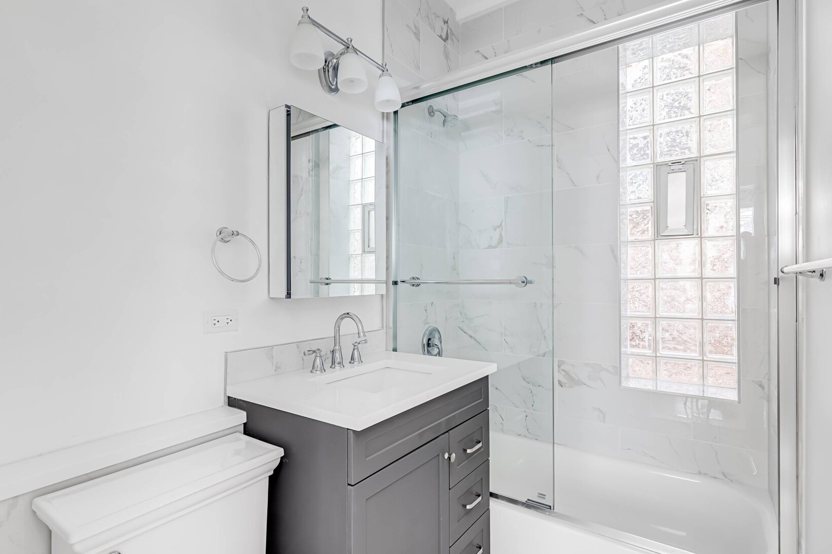 Transform Your Tiny Space: Small Bathroom Renovation Ideas | Airtasker AU