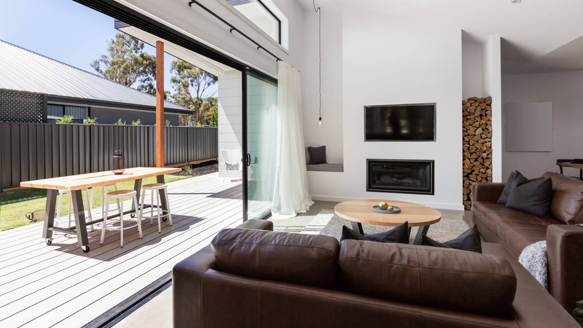indoor to outdoor deck seamless design