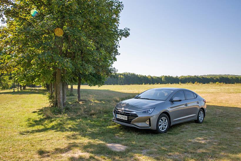 hatchback vs sedan - a gray Hyundai Elantra sedan