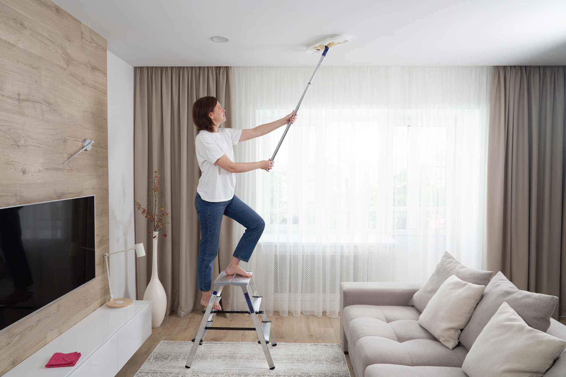 Ceiling Cleaning Jobs in Sydney | Airtasker AU