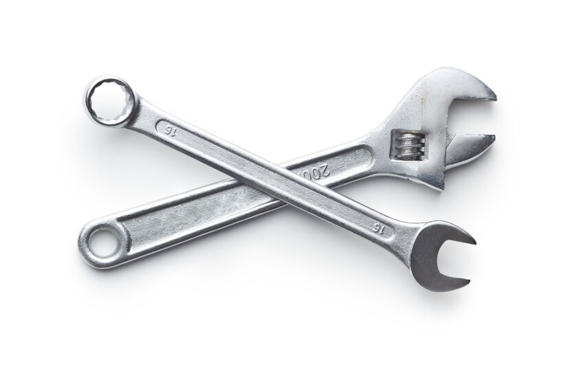 Spanner vs wrench - A photo of a spanner and a wrench.