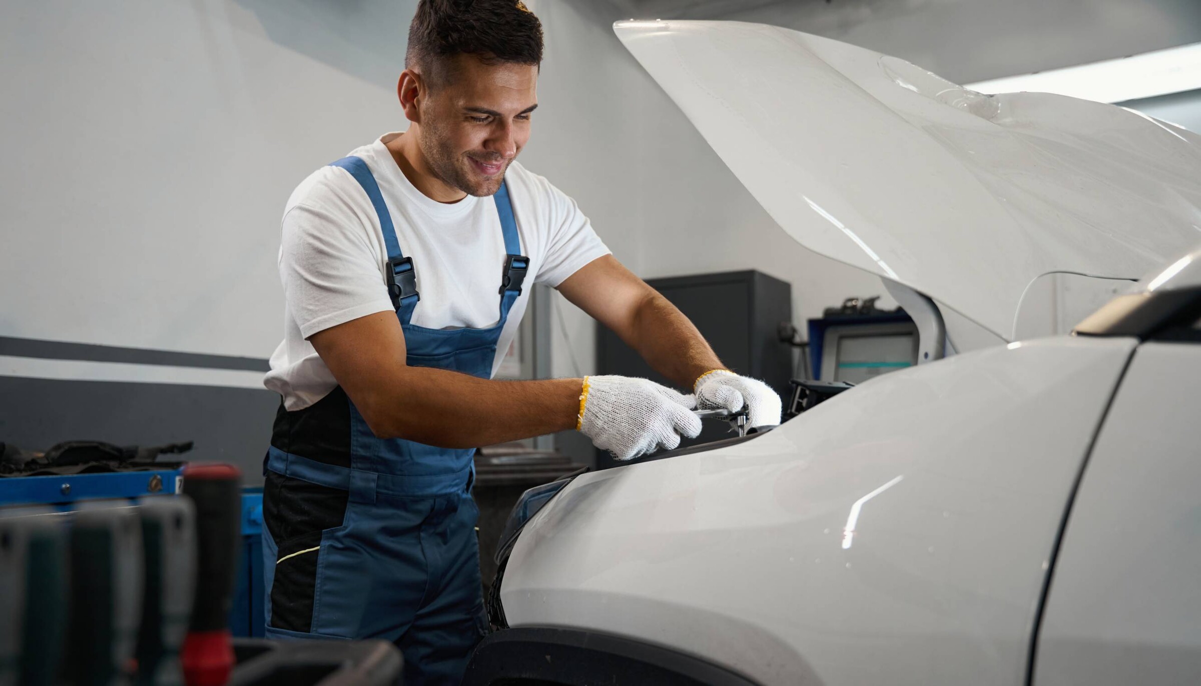 10+ Best Car Alarm System Repair Experts near you | Airtasker SG