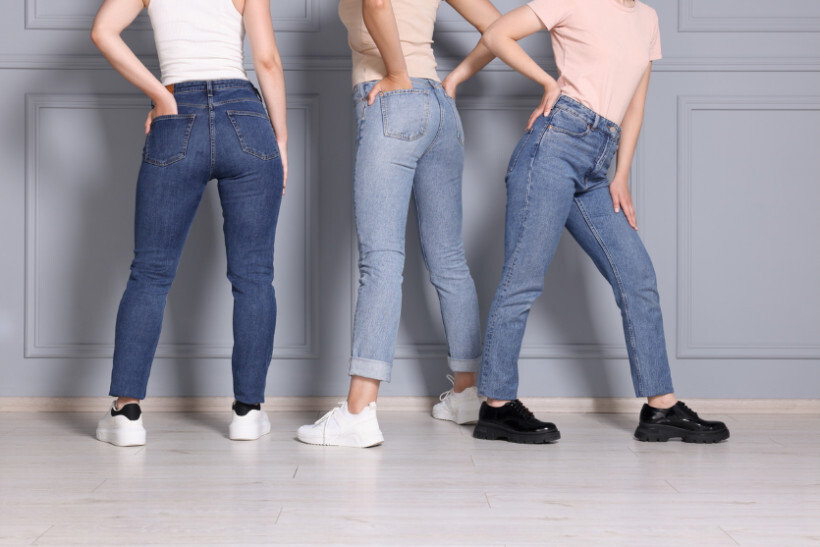 slim vs skinny jeans - Pants designed to visually lengthen legs