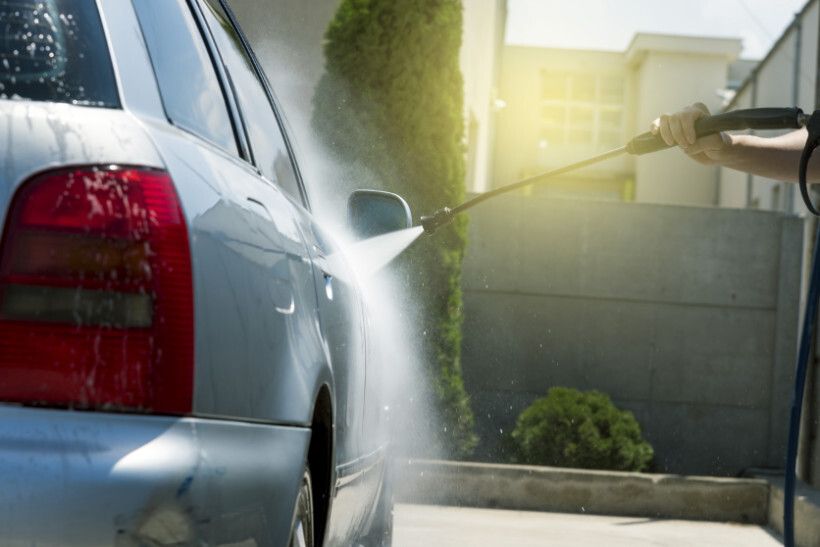 power washer vs pressure washer - Using a pressure washer on a vehicle