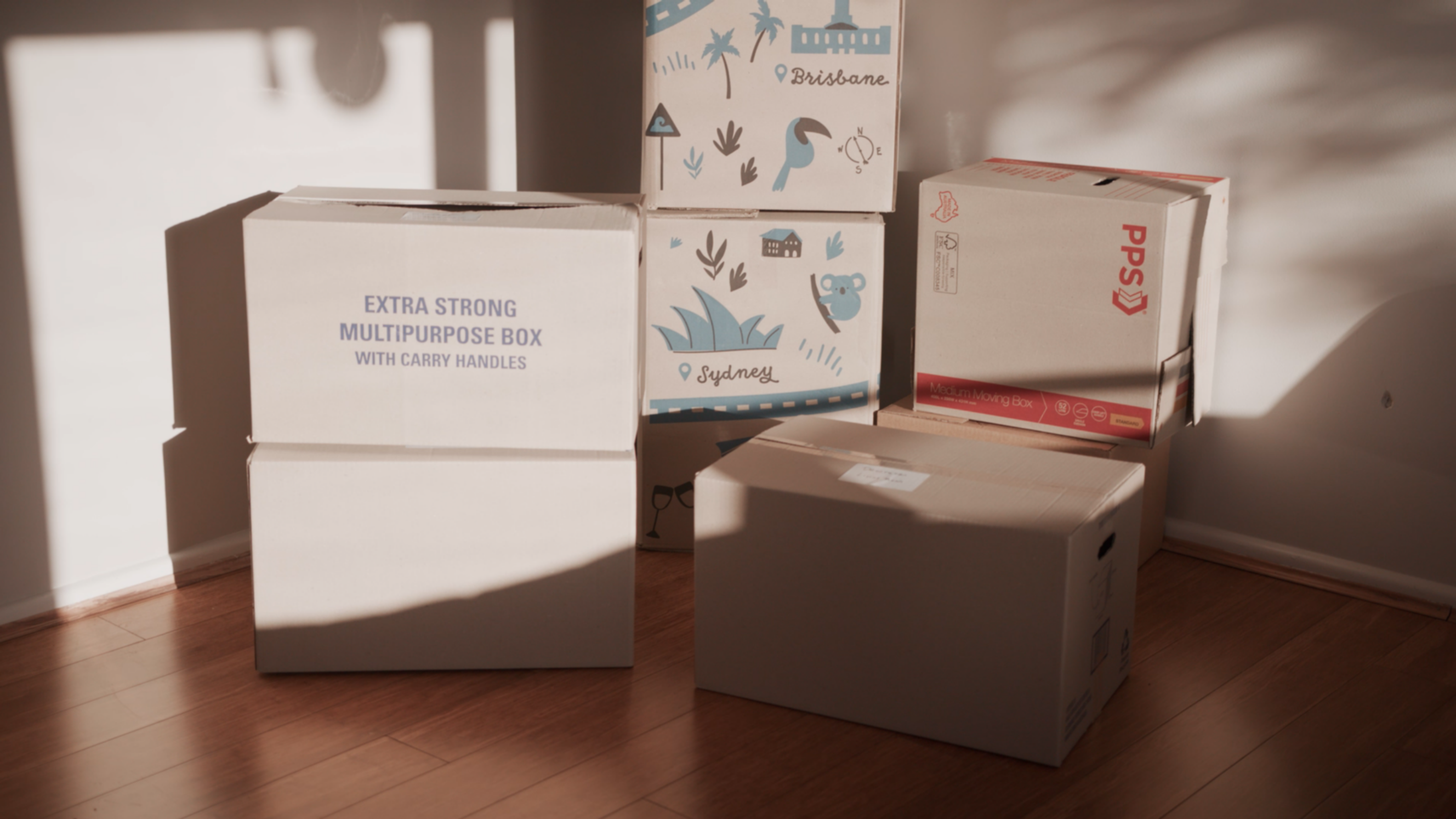 packing boxes for moving house