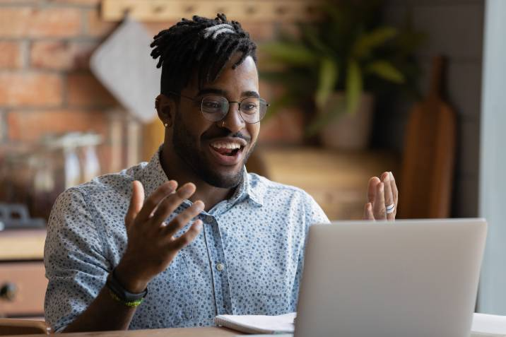 online coach conversing with his student online