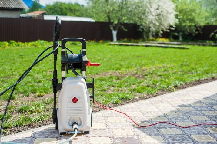 white electric pressure washer