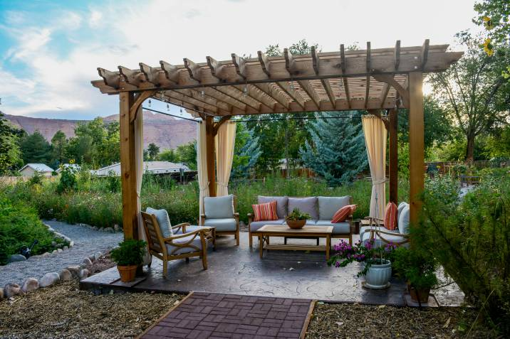 pergola in an outdoor garden