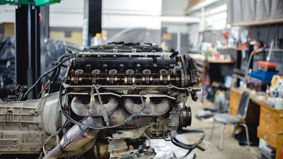 Rocker Cover Gasket Replacement Cost Guide Airtasker UK