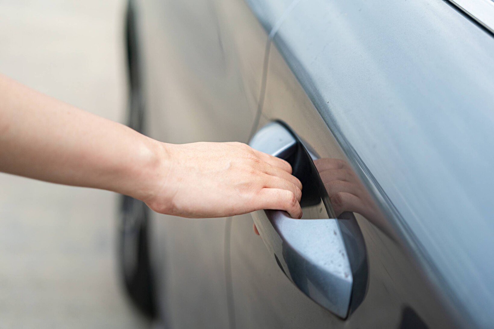 How to Get Keys Out of a Locked Car | Airtasker US