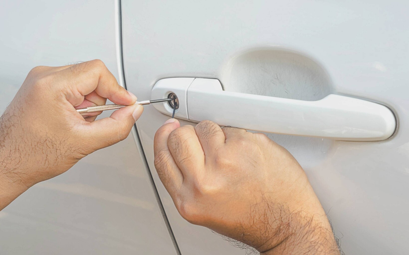 How To Get Keys Out Of Locked Truck A Simple Guide to Getting Keys Out of a Locked Car | Airtasker US