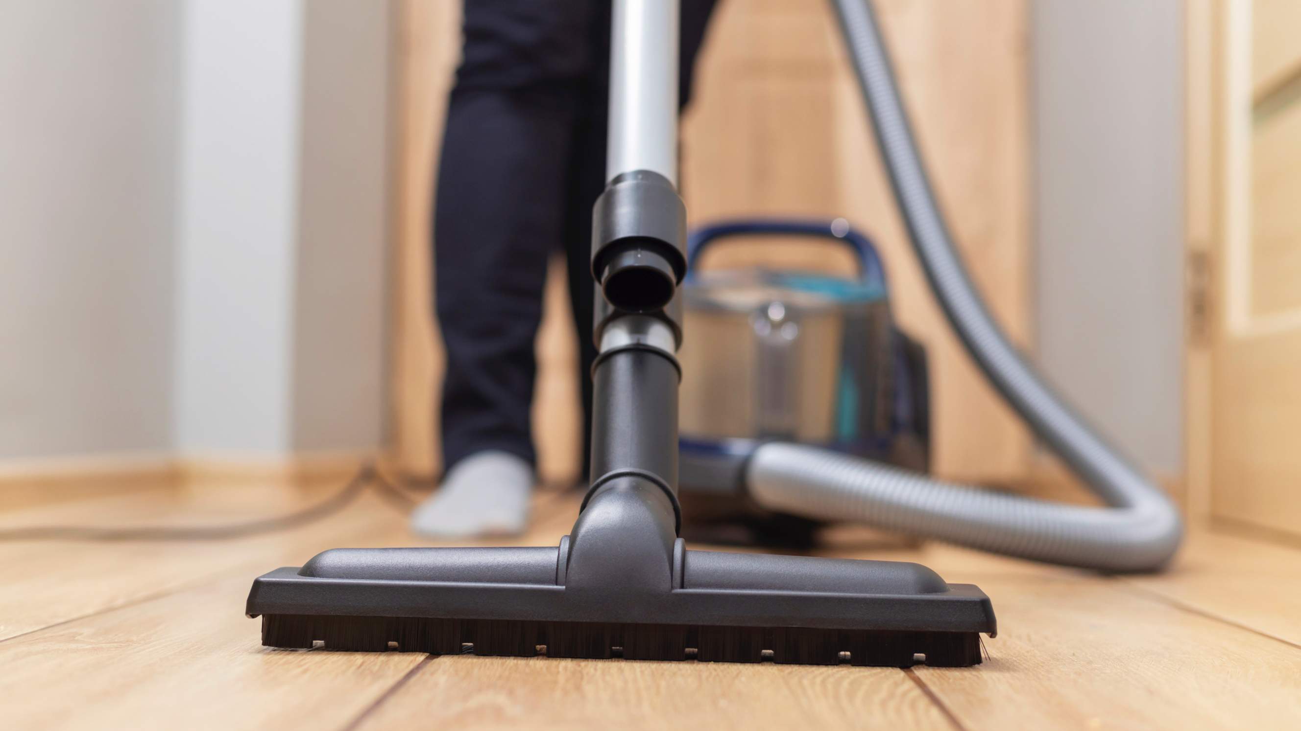 Sweeping vs vacuuming comparison