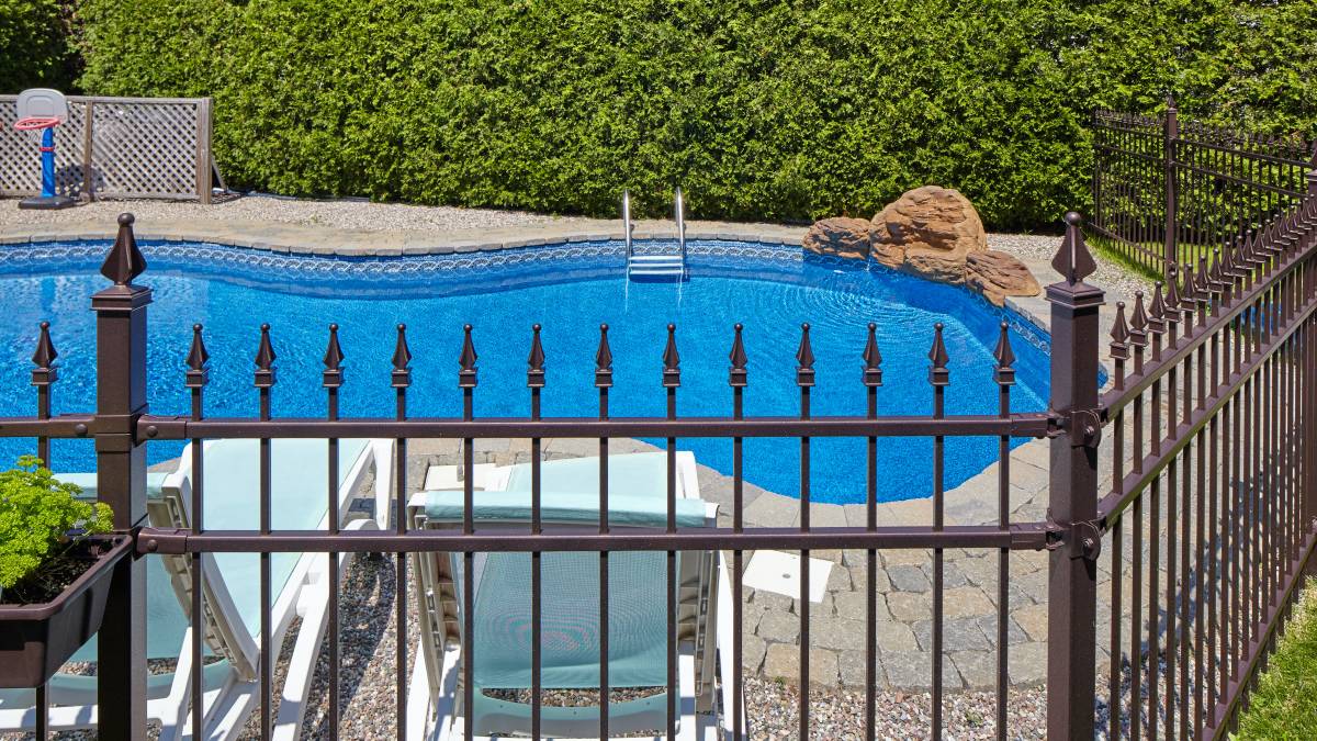 Pool store fence cost