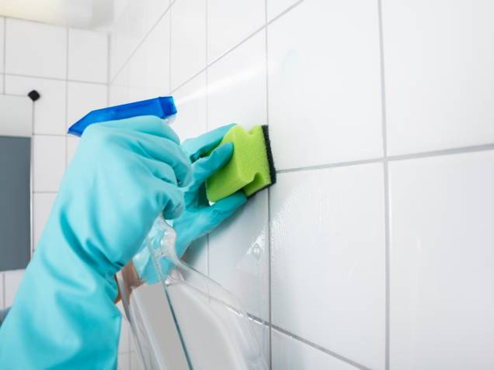 Tile & Grout Cleaning Cost 2022 - Desert Oasis Cleaners