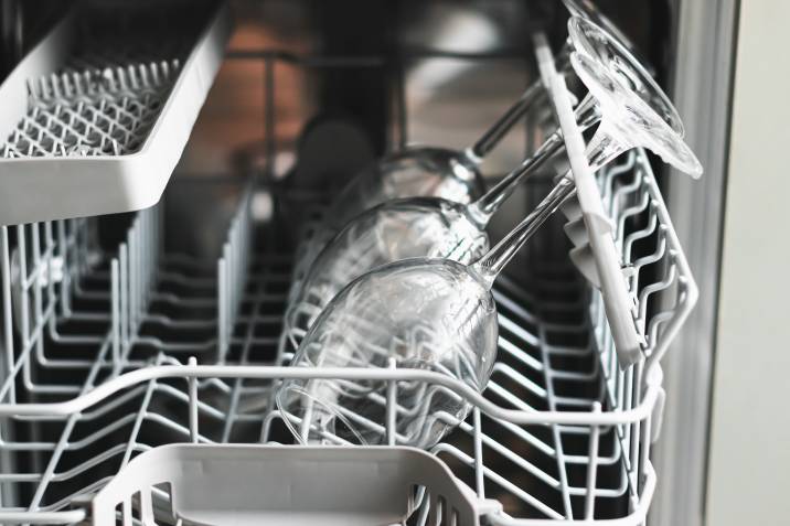 wine glasses in dishwasher