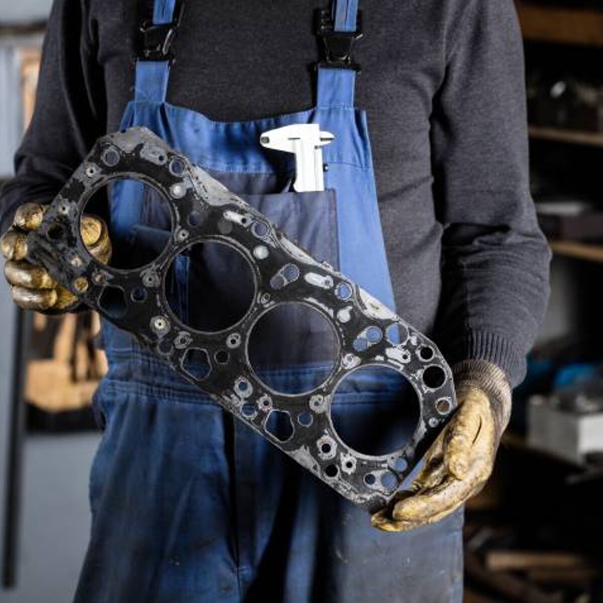 Head Gasket Replacement Cost (2024)