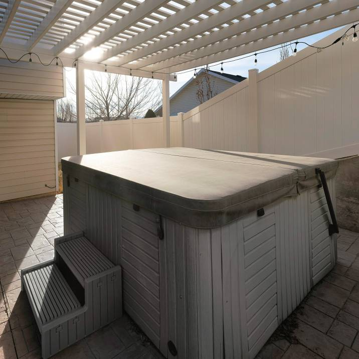 How to Repair Hot Tub Cover Airtasker US