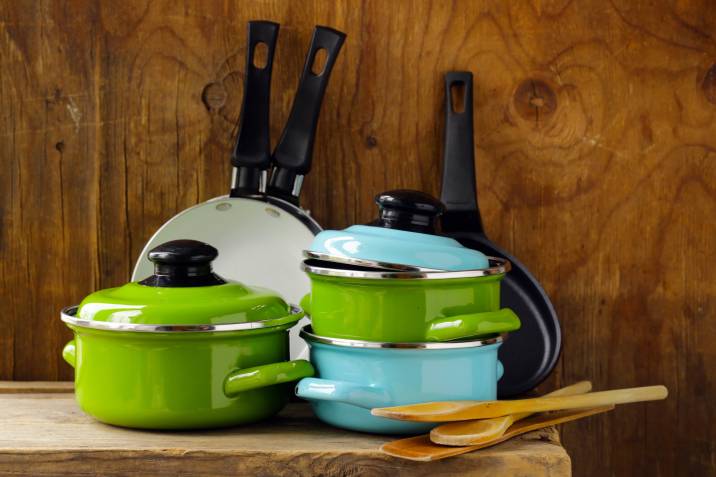 metal kitchen pots and pans for packing and moving