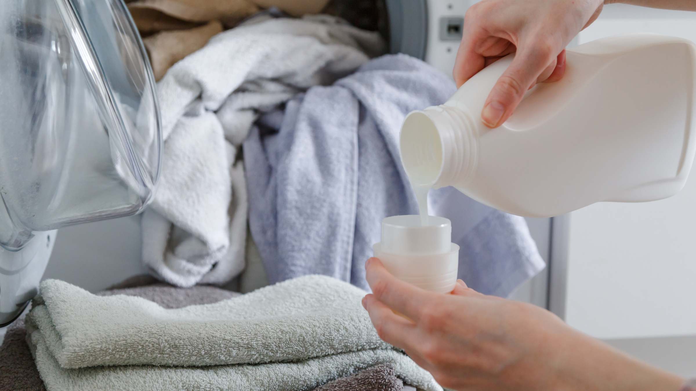 Powder vs liquid detergent - In terms of ease of use
