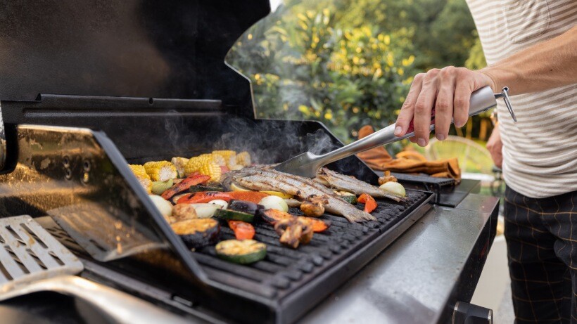 Gas vs charcoal grill - What is a gas grill