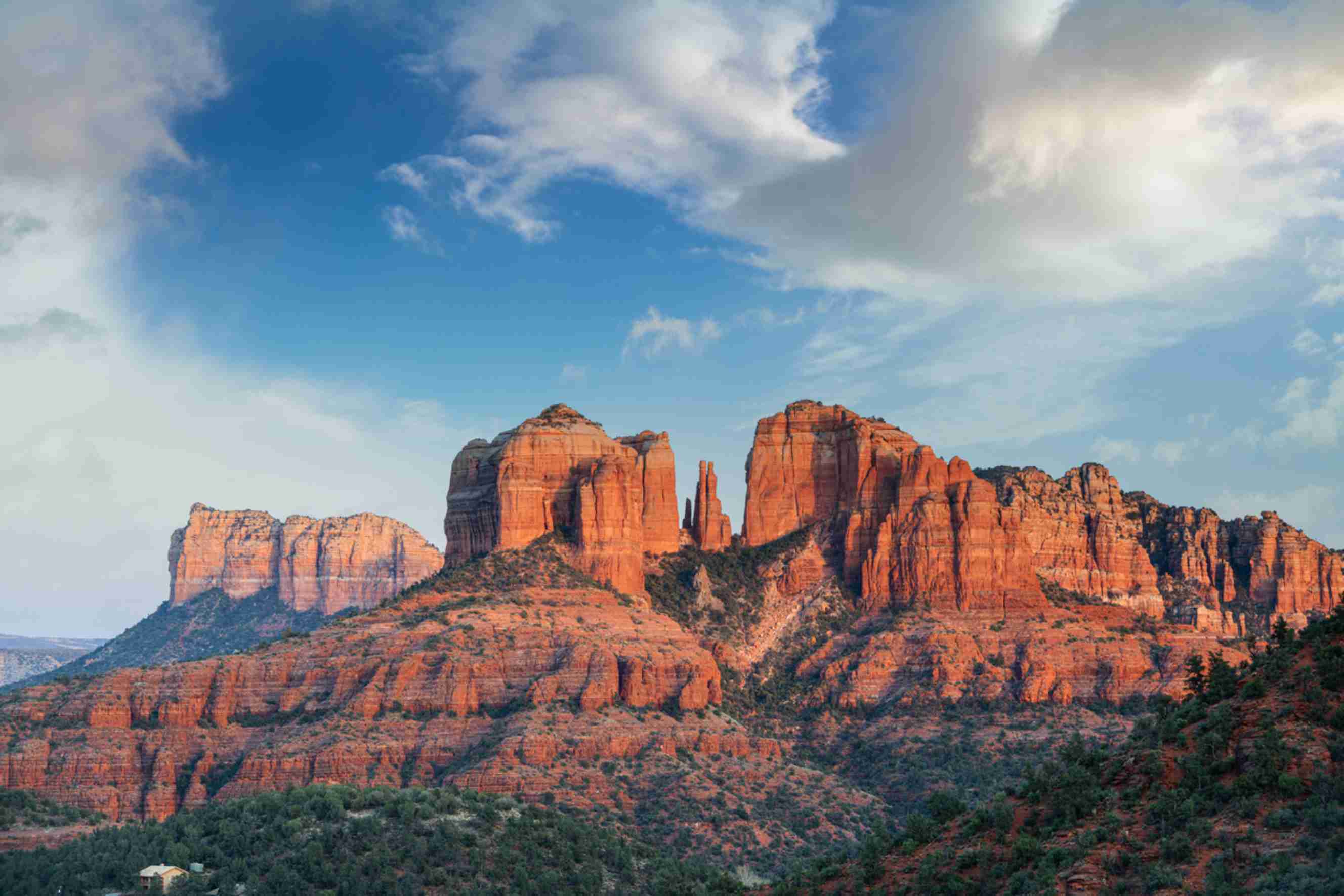 Red rock formations in Arizona, a popular destination for people moving from California to Arizona