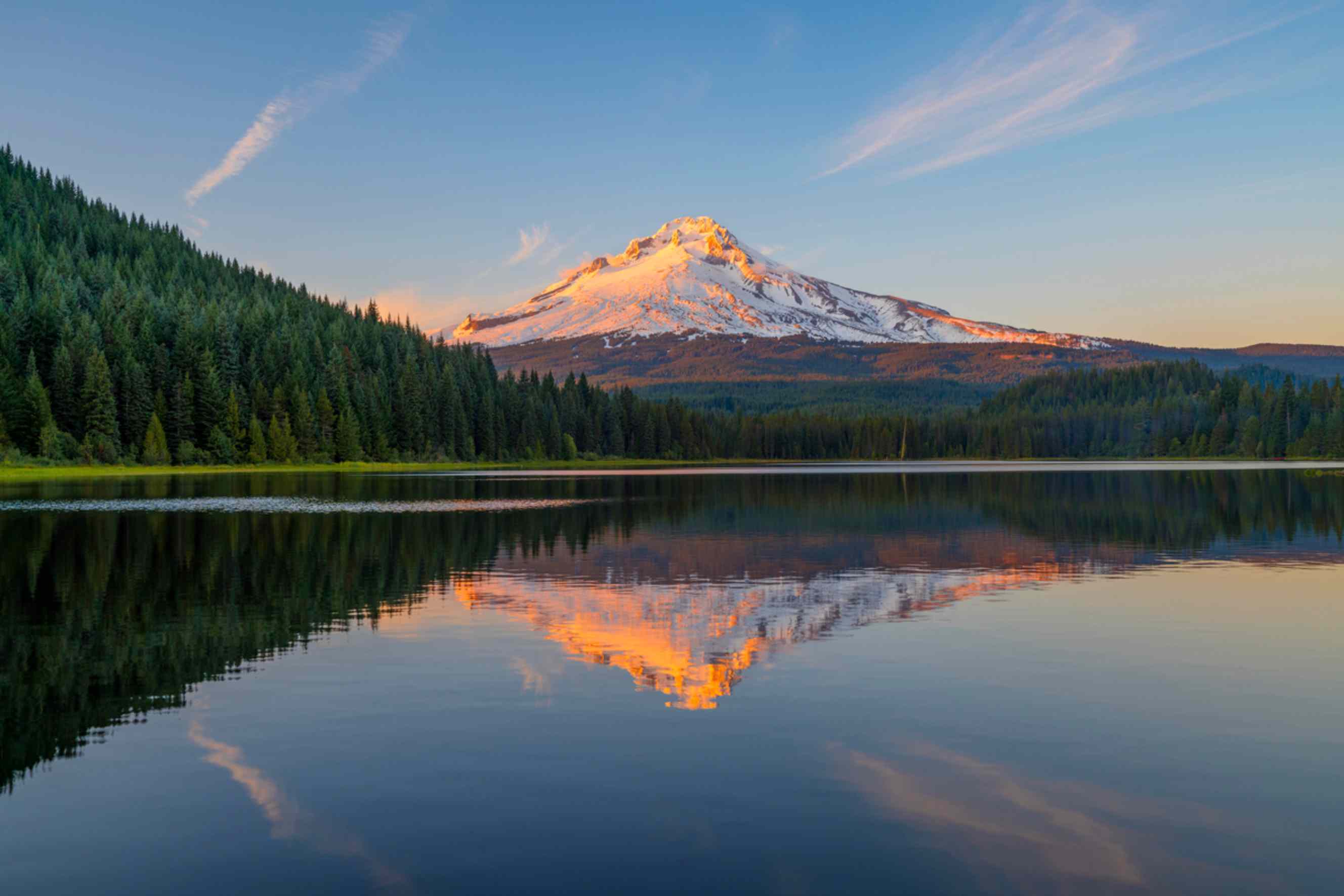 Scenic Oregon landscape highlighting the destination for California to Oregon moving