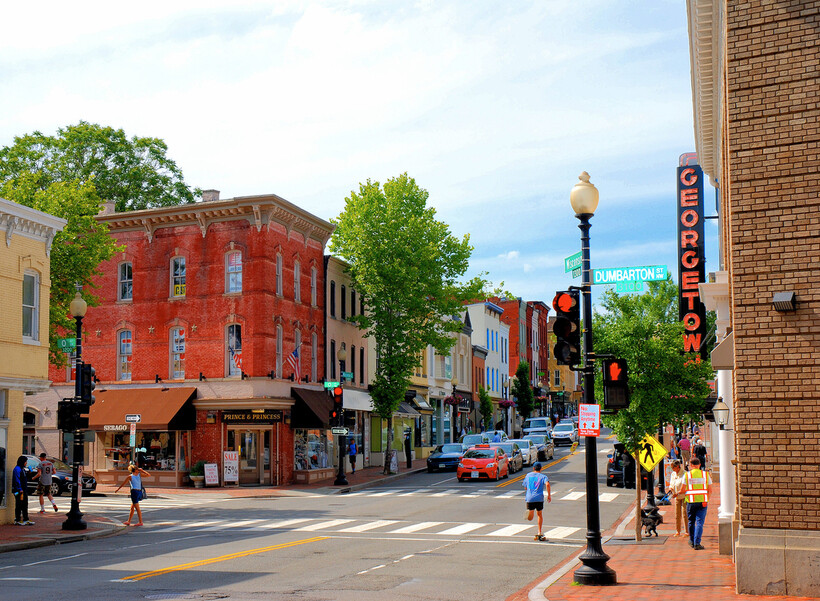 Colorful buildings and cobblestone-style streets in the historic area of Georgetown. - moving to Washington DC