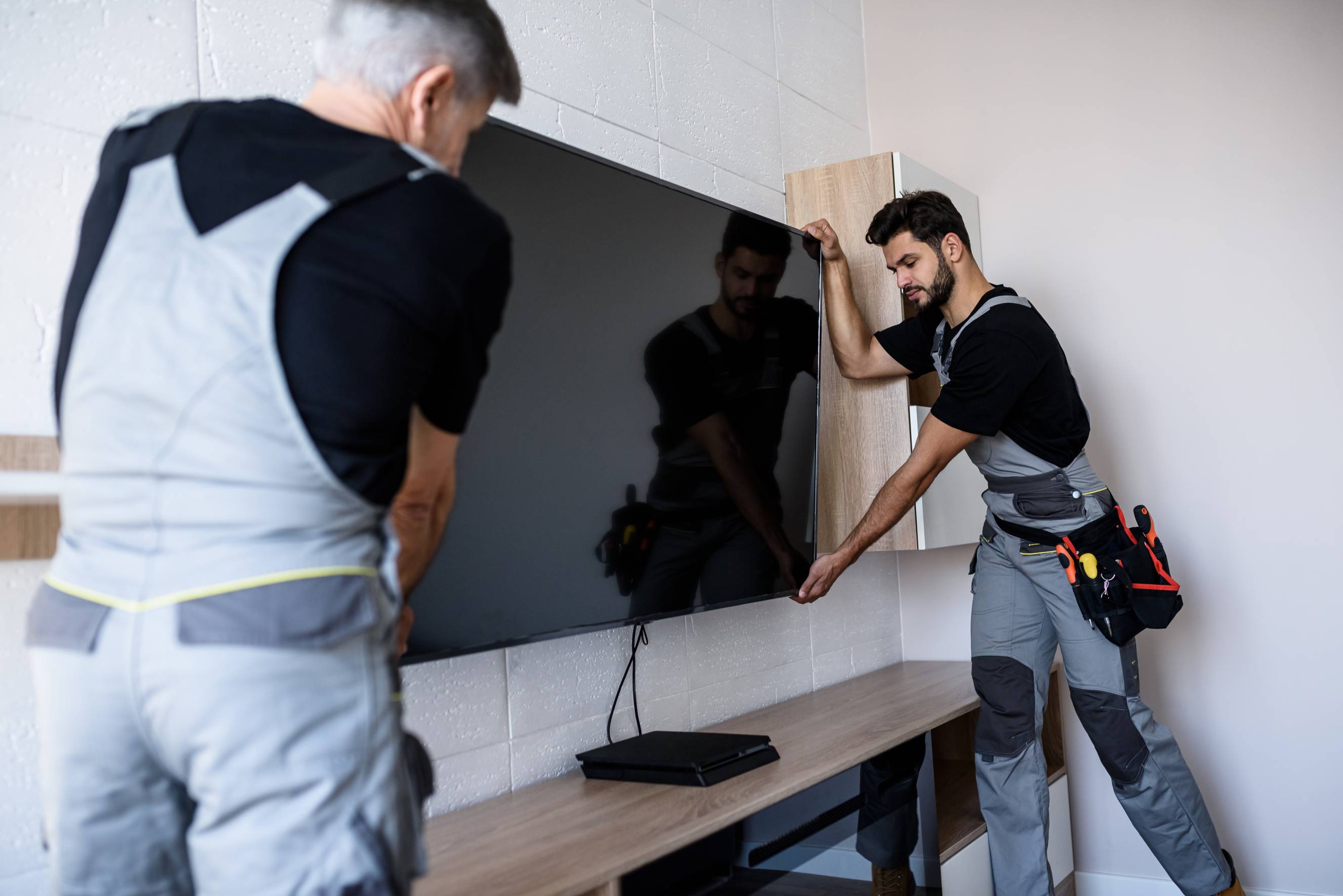 TV Installation & Setup Jobs in Sydney | Airtasker AU