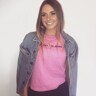 Courtney  R
